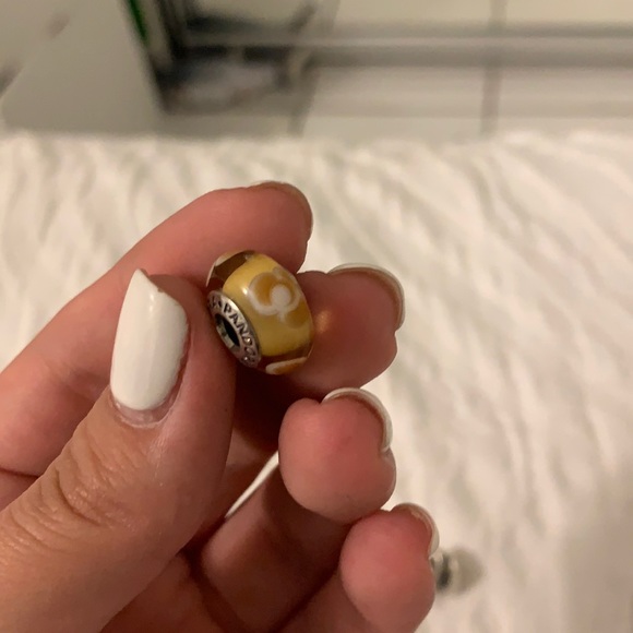 Murano - Picture 2 of 2